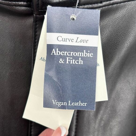 Abercrombie & Fitch The 90s Relaxed High Rise Faux Leather Pants Black Sz14 NWT - Picture 6 of 8